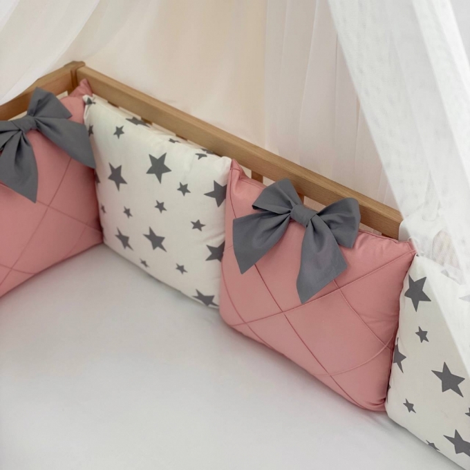 Set lenjerie patut bebe 7 piese Pink Stars (9)